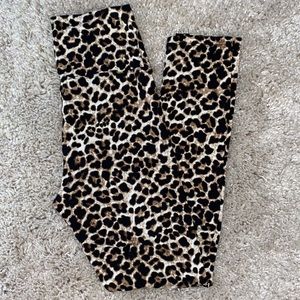 NWOT Love Tree Leopard print leggings